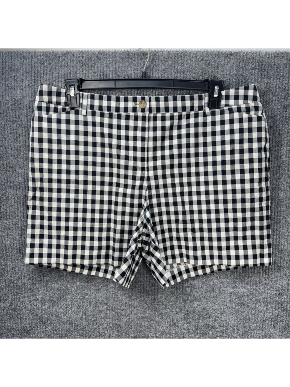 Talbots ‘The Perfect Short’ Shorts Women’s 16 Black White Gingham Cotton Stretch